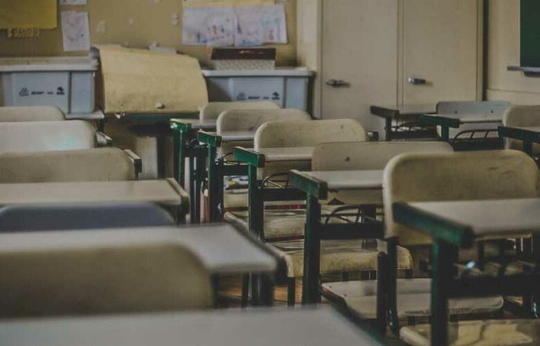 Las Escuelas Normales y la educación a distancia como alternativa