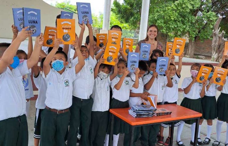 Donación de libros Esc. Prim. Jaime Nunó de Río Grande, Tututepec, Oaxaca
