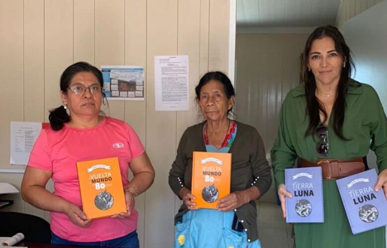 Entrega de libros en Escuelas Primarias de Tlalixtac de Cabrera