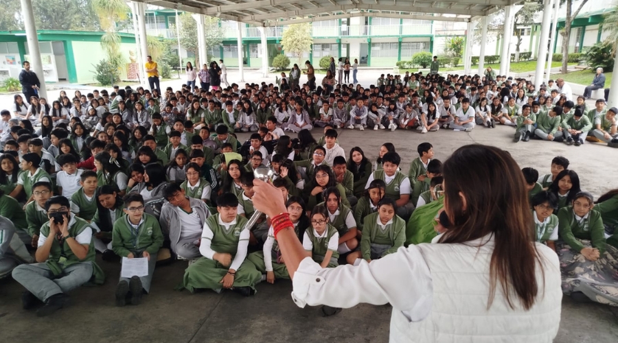 ¡Coatepec se Une al Ahorro de Agua! Jóvenes de la Secundaria Ignacio de la Llave Reciben Herramientas Ecológicas