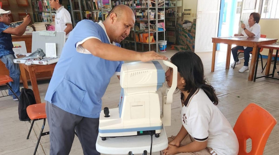 Jornada de Salud Visual en Puerto Escondido: Mejor Visión para Mejor Rendimiento Académico