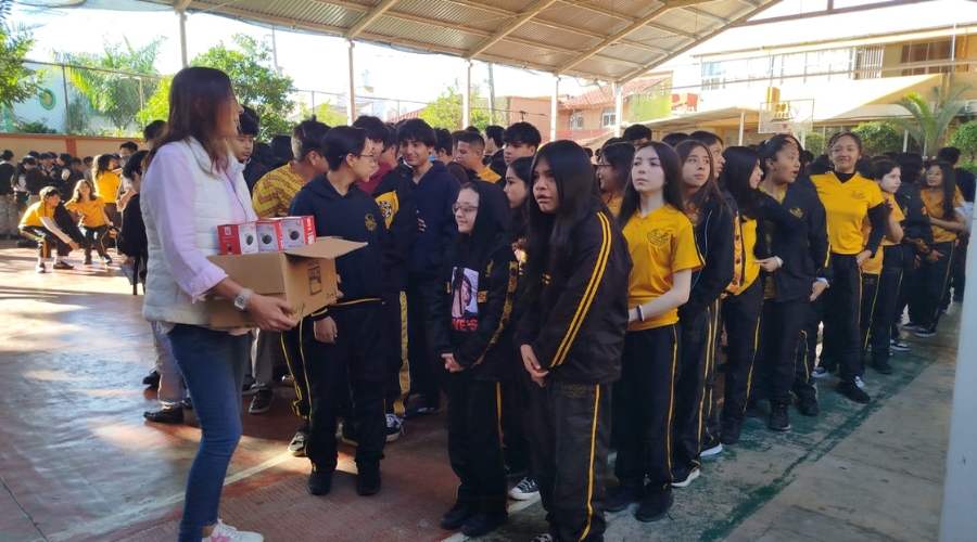 Estudiantes de la EST 128 se suman al Ahorro del agua en casa