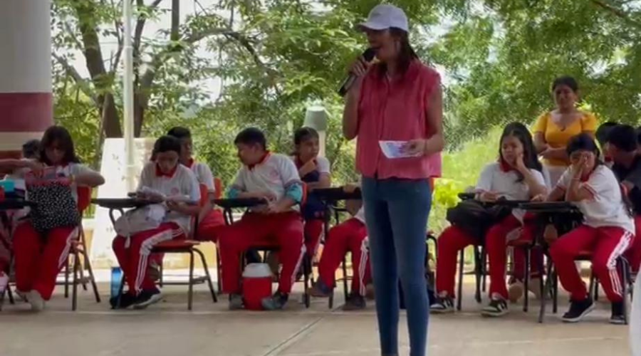 Estudiantes de Puerto Escondido participan en charla sobre Agenda 2030